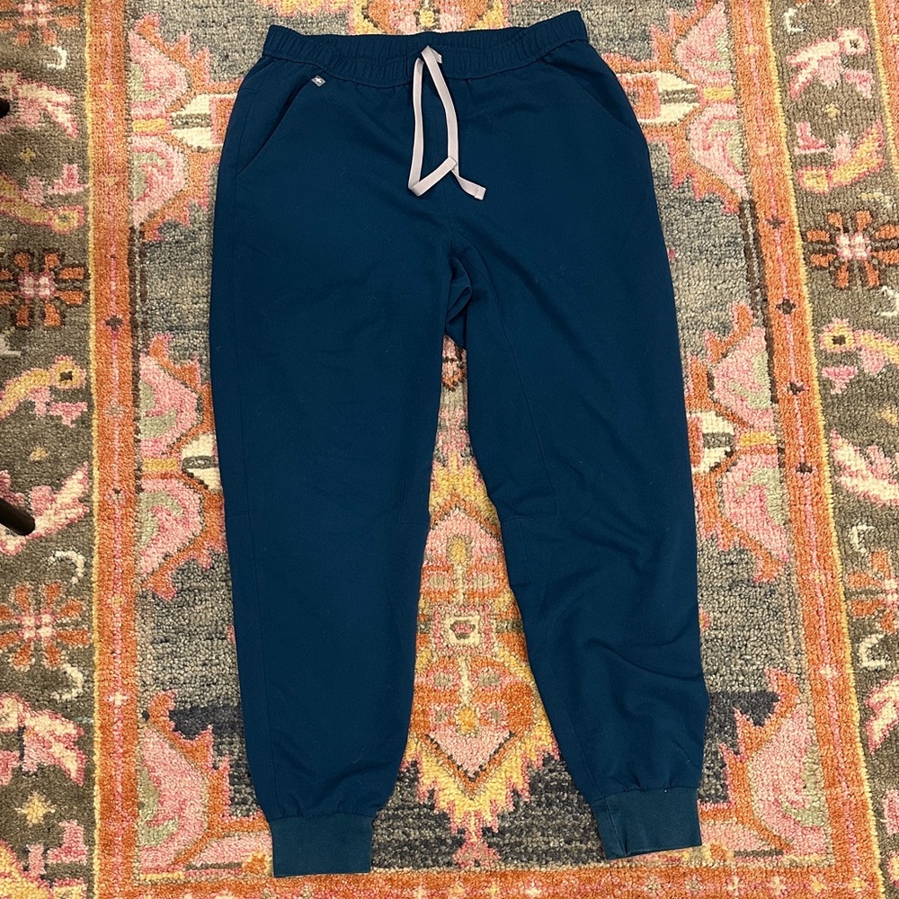 Figs Men’s Dark Blue Scrub Pants - Sz Large